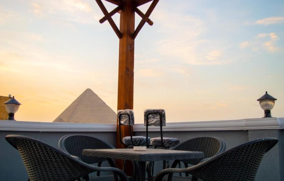 Pyramids Gate Hotel