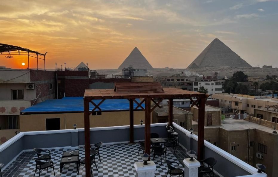 Pyramids Gate Hotel