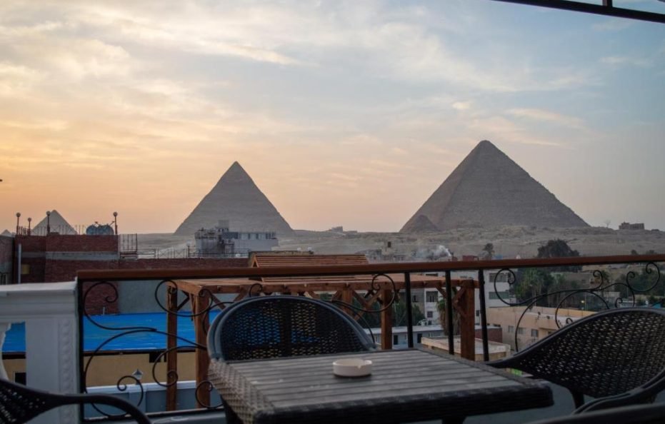Pyramids Gate Hotel