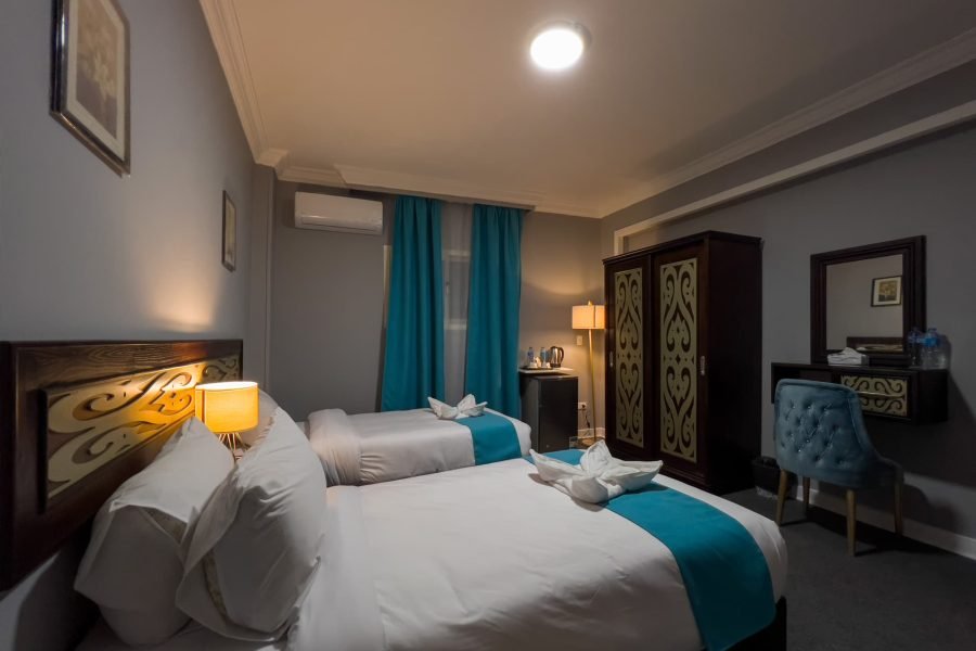 Deluxe Family Room