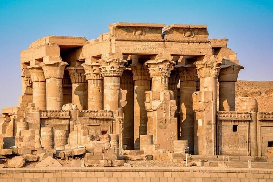 Aswan Temple kom ombo , Temple Edfu
