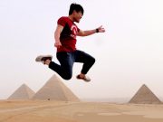 Sightseeing Day Tour to Pyramids, Egyptian Museum and Bazaar from Giza or Cairo